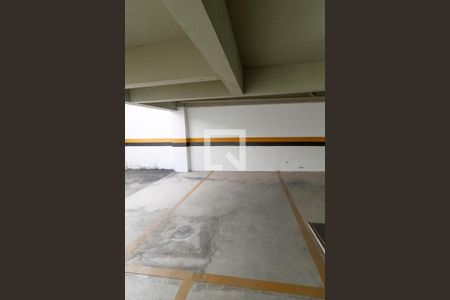 Apartamento para alugar com 184m², 4 quartos e 3 vagas