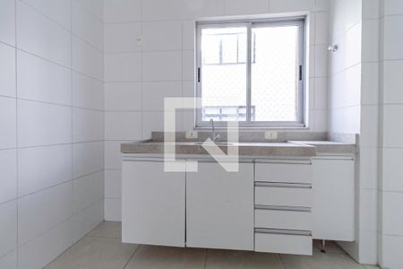 Apartamento para alugar com 184m², 4 quartos e 3 vagas