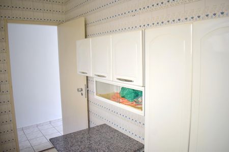 Apartamento para alugar com 42m², 1 quarto e 1 vagaCozinha - Armários