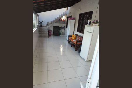 Casa à venda com 2 quartos, 207m² em Santa Barbara, Niterói