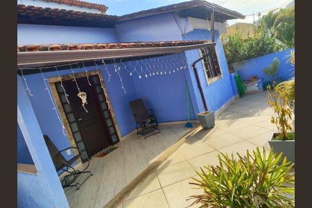 Casa à venda com 2 quartos, 207m² em Santa Barbara, Niterói