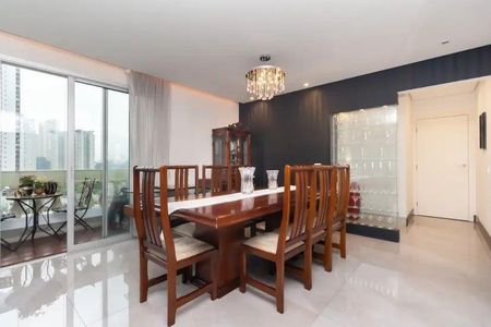 Apartamento à venda com 191m², 2 quartos e 3 vagas