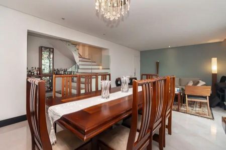 Apartamento à venda com 191m², 2 quartos e 3 vagas