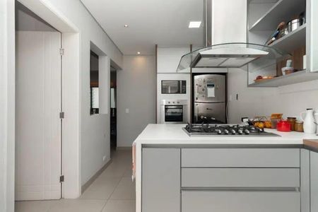 Apartamento à venda com 191m², 2 quartos e 3 vagas