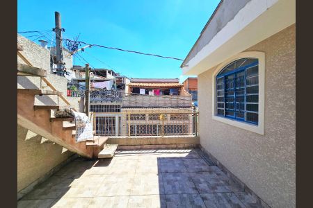 Casa à venda com 108m², 3 quartos e 2 vagas Casa à venda com 108m², 3 quartos e 2 vagasÁrea comum