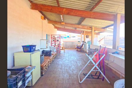 Casa à venda com 108m², 3 quartos e 2 vagas Casa à venda com 108m², 3 quartos e 2 vagasÁrea comum