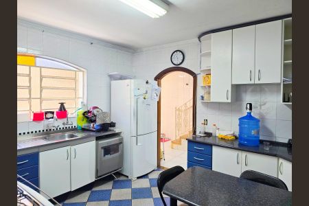 Casa à venda com 108m², 3 quartos e 2 vagasCozinha