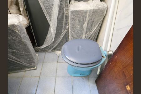 Casa à venda com 108m², 3 quartos e 2 vagasBanheiro de serviço