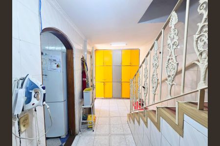 Casa à venda com 108m², 3 quartos e 2 vagas Casa à venda com 108m², 3 quartos e 2 vagasÁrea de serviço