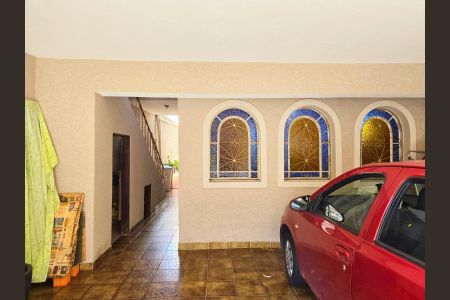 Casa à venda com 108m², 3 quartos e 2 vagasGaragem