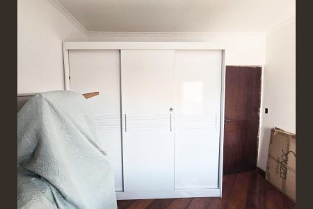 Casa à venda com 108m², 3 quartos e 2 vagasQuarto 2