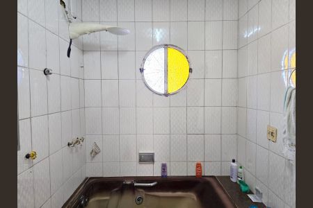 Casa à venda com 108m², 3 quartos e 2 vagas Casa à venda com 108m², 3 quartos e 2 vagasBanheiro da Suíte