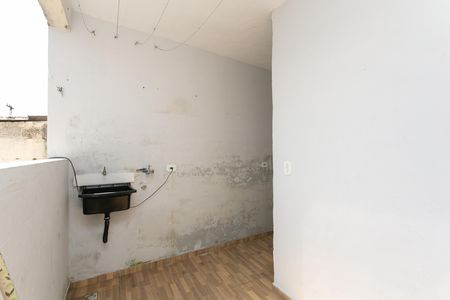Área de Serviço  de casa para alugar com 1 quarto, 63m² em Jardim Moreno, São Paulo