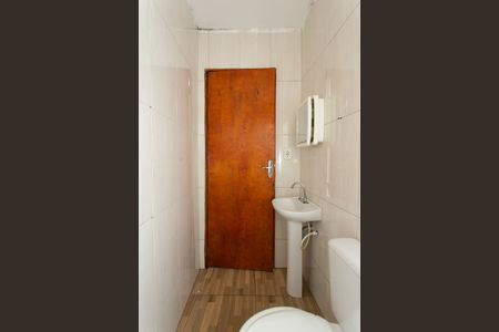 Casa para alugar com 63m², 1 quarto e sem vaga Casa para alugar com 63m², 1 quarto e sem vagaBanheiro