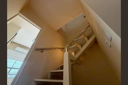 Apartamento à venda com 207m², 3 quartos e 1 vaga