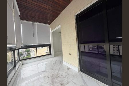 Apartamento à venda com 207m², 3 quartos e 1 vaga