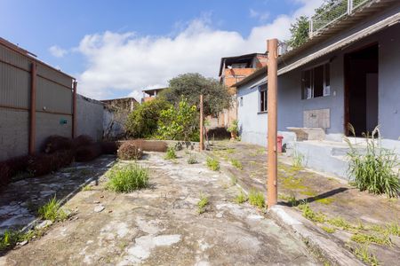 Casa para alugar com 900m², 4 quartos e 3 vagasQuintal