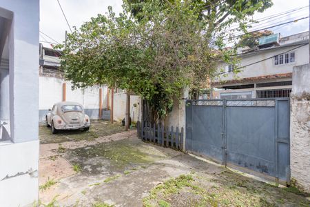 Casa para alugar com 900m², 4 quartos e 3 vagasQuintal