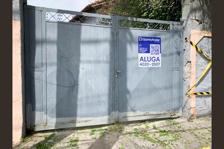 Casa para alugar com 900m², 4 quartos e 3 vagas Casa para alugar com 900m², 4 quartos e 3 vagasPlaca QuintoAndar