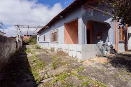 Casa para alugar com 900m², 4 quartos e 3 vagasQuintal