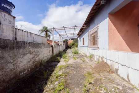 Casa para alugar com 900m², 4 quartos e 3 vagasQuintal