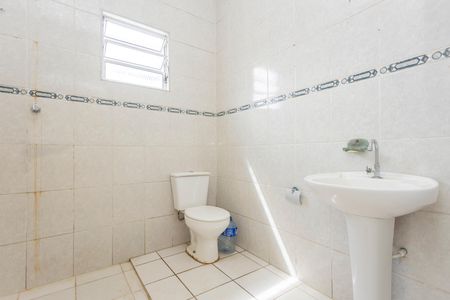 Casa para alugar com 900m², 4 quartos e 3 vagasBanheiro - Casa 3