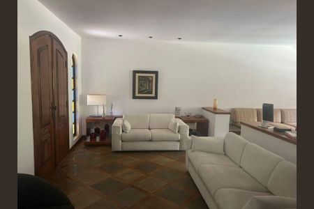 Casa à venda com 4 quartos, 200m² em Vila Progresso, Niterói