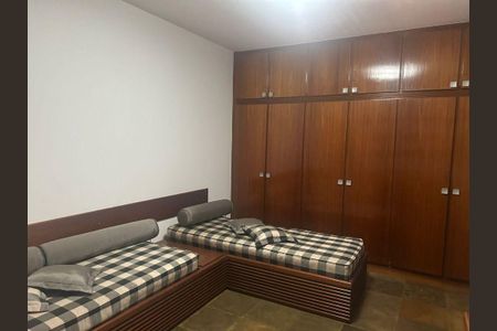 Casa à venda com 4 quartos, 200m² em Vila Progresso, Niterói