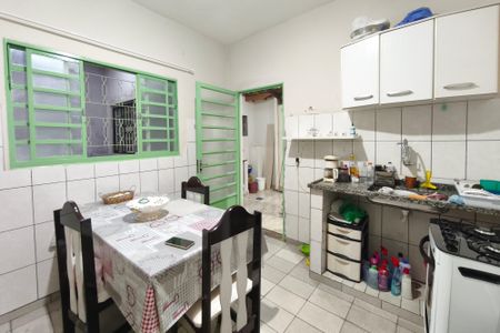 Casa à venda com 74m², 2 quartos e 3 vagasCozinha