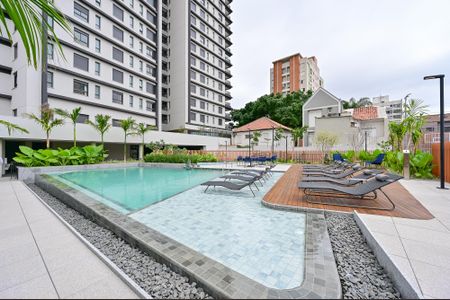 Apartamento à venda com 325m², 4 quartos e 1 vaga Apartamento à venda com 325m², 4 quartos e 1 vagaPiscina