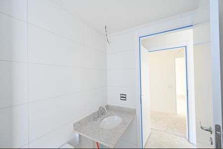Apartamento à venda com 325m², 4 quartos e 1 vagaBanheiro da Suíte 2