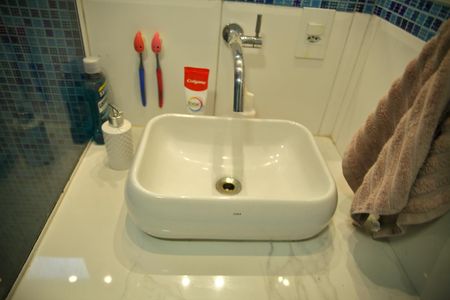 Apartamento à venda com 66m², 2 quartos e 1 vagaBanheiro