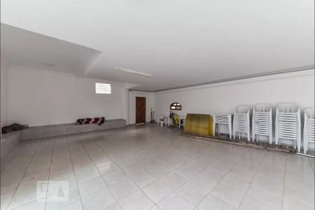 Apartamento à venda com 66m², 2 quartos e 1 vaga Apartamento à venda com 66m², 2 quartos e 1 vagaÁrea comum - Salão de festas
