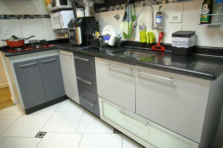 Apartamento à venda com 66m², 2 quartos e 1 vagaCozinha 