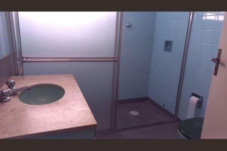 Casa à venda com 4 quartos, 212m² em Parque Jabaquara, São Paulo