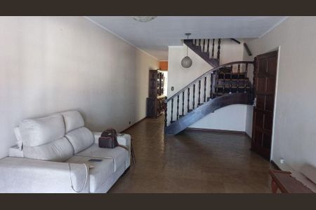 Casa à venda com 4 quartos, 212m² em Parque Jabaquara, São Paulo