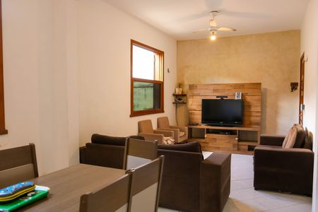 Casa para alugar com 98m², 3 quartos e 2 vagasSala - 1º Pavimento 