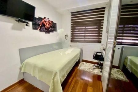 Apartamento à venda com 137m², 3 quartos e 5 vagas