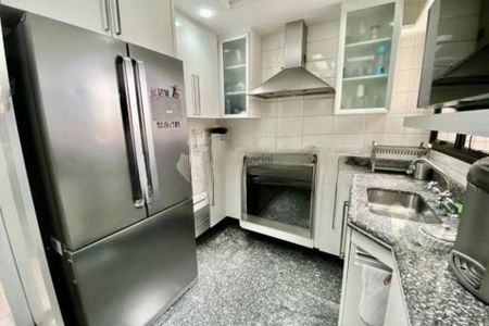 Apartamento à venda com 137m², 3 quartos e 5 vagas