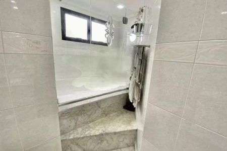 Apartamento à venda com 137m², 3 quartos e 5 vagas