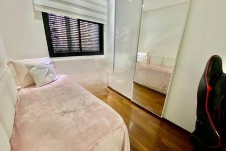 Apartamento à venda com 137m², 3 quartos e 5 vagas