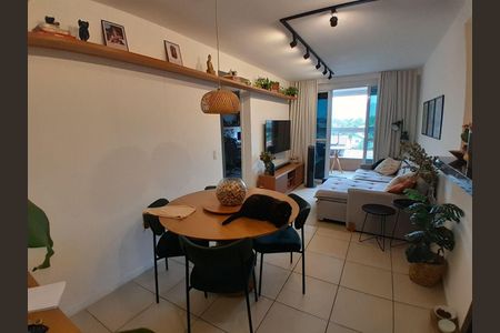Apartamento à venda com 2 quartos, 75m² em Maravista, Niterói