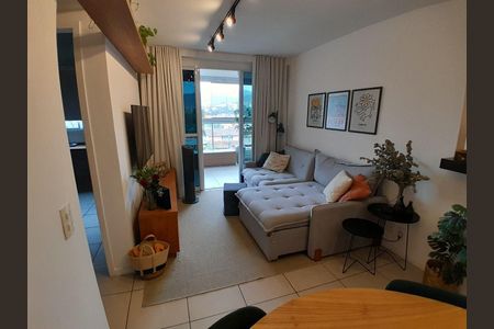 Apartamento à venda com 2 quartos, 75m² em Maravista, Niterói