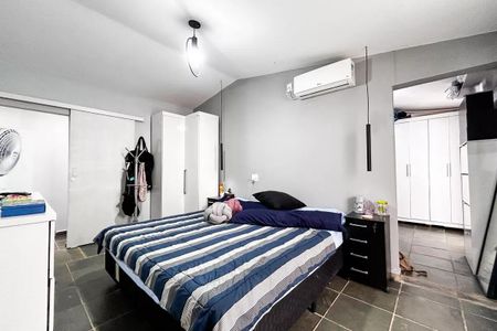 Casa para alugar com 196m², 4 quartos e sem vaga