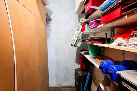 Casa para alugar com 196m², 4 quartos e sem vaga