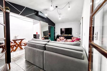 Casa para alugar com 196m², 4 quartos e sem vaga
