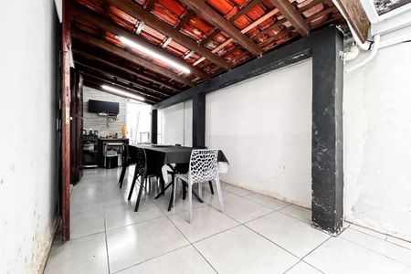 Casa para alugar com 196m², 4 quartos e sem vaga
