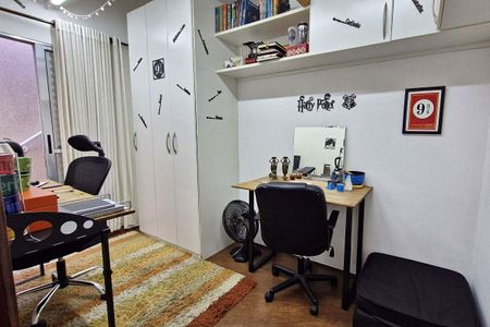 Casa à venda com 3 quartos, 102m² em Parque Vitoria, São Paulo