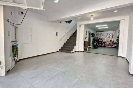 Casa à venda com 3 quartos, 102m² em Parque Vitoria, São Paulo