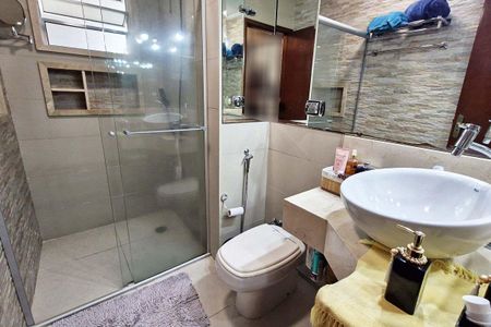 Casa à venda com 3 quartos, 102m² em Parque Vitoria, São Paulo